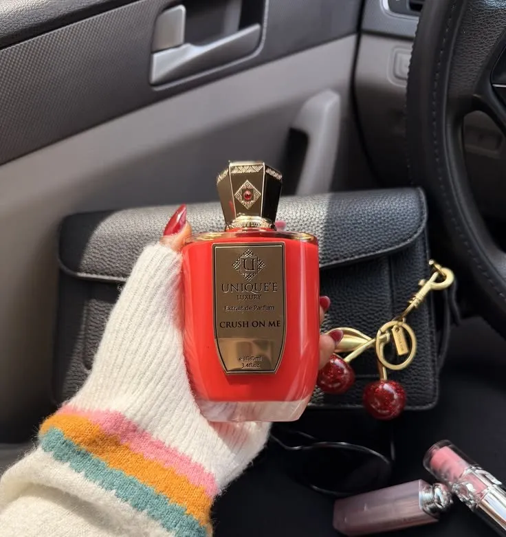 Unique Luxury Crush on me Unique Luxury tester